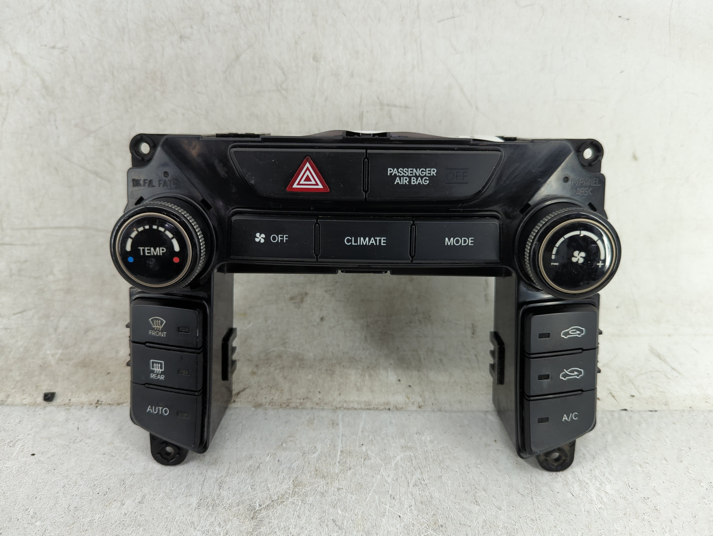 2013-2015 Hyundai Genesis Climate Control Module Temperature AC/Heater Replacement P/N:97250-2MFN0 Fits Fits 2013 2014 2015 