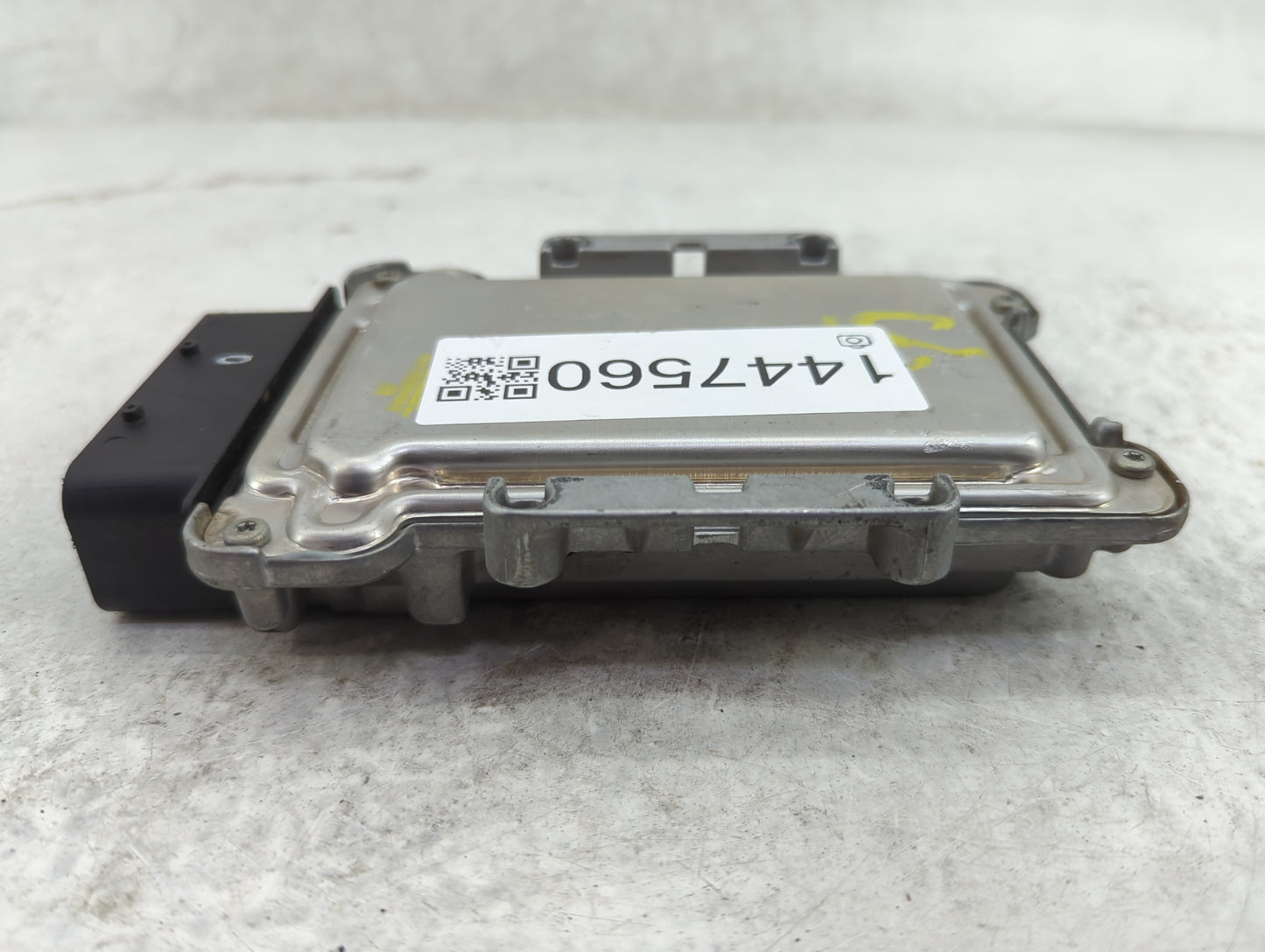 2013-2016 Hyundai Genesis Transmission Control Module Tcu Tcm - Oemusedautoparts1.com