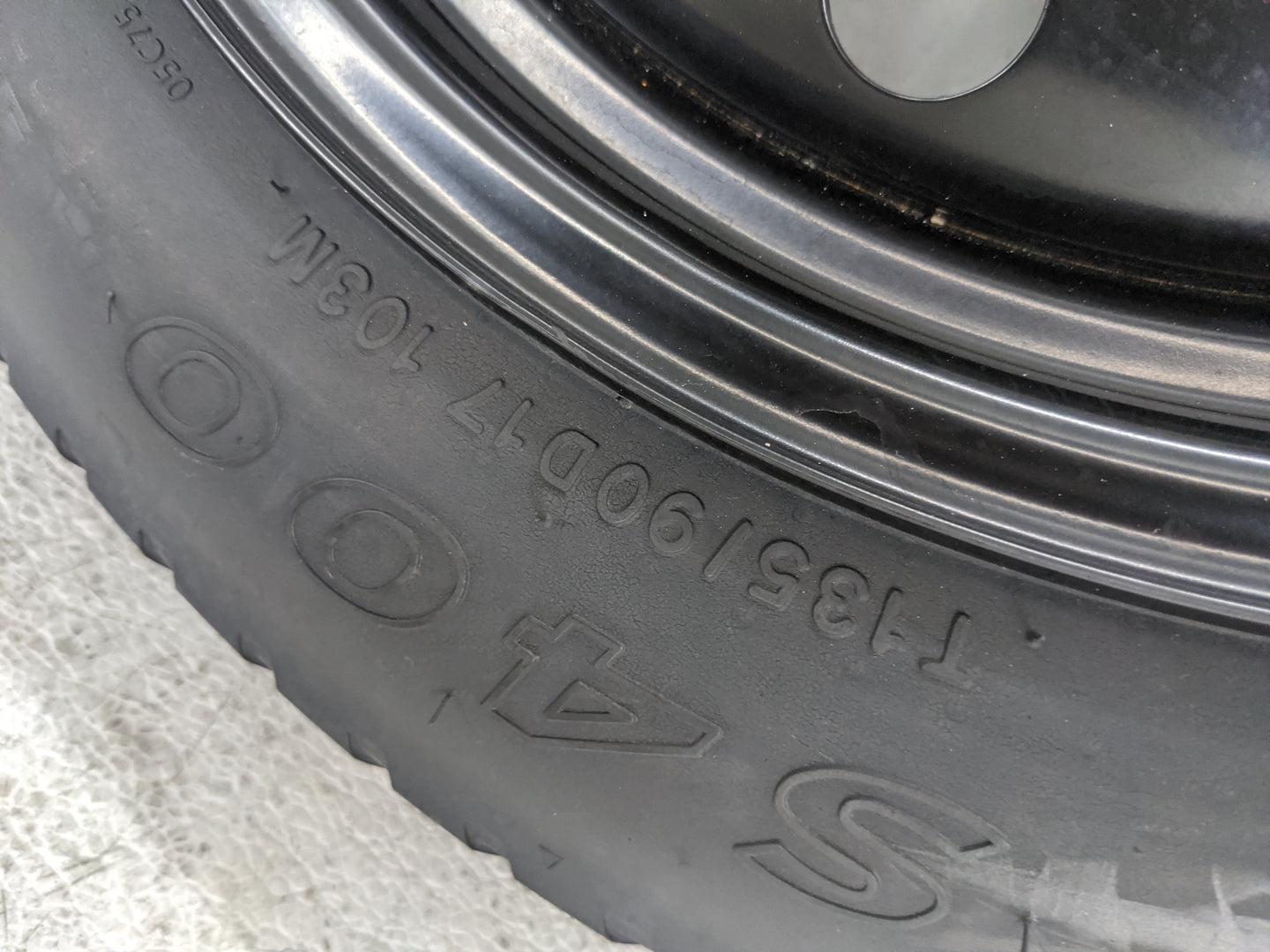 2009-2016 Hyundai Genesis Spare Donut Tire Wheel Rim Oem - Oemusedautoparts1.com