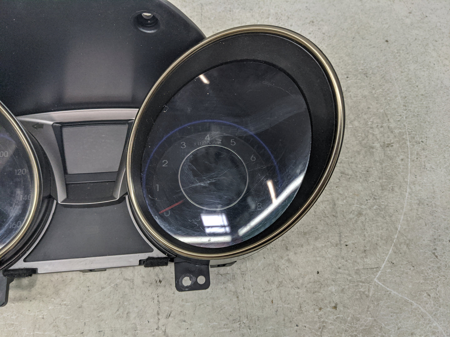 2013 Hyundai Genesis Instrument Cluster Speedometer Gauges P/N:94031-2M000 11002-1342I0H Miles:140K Fits OEM Used Auto Parts
