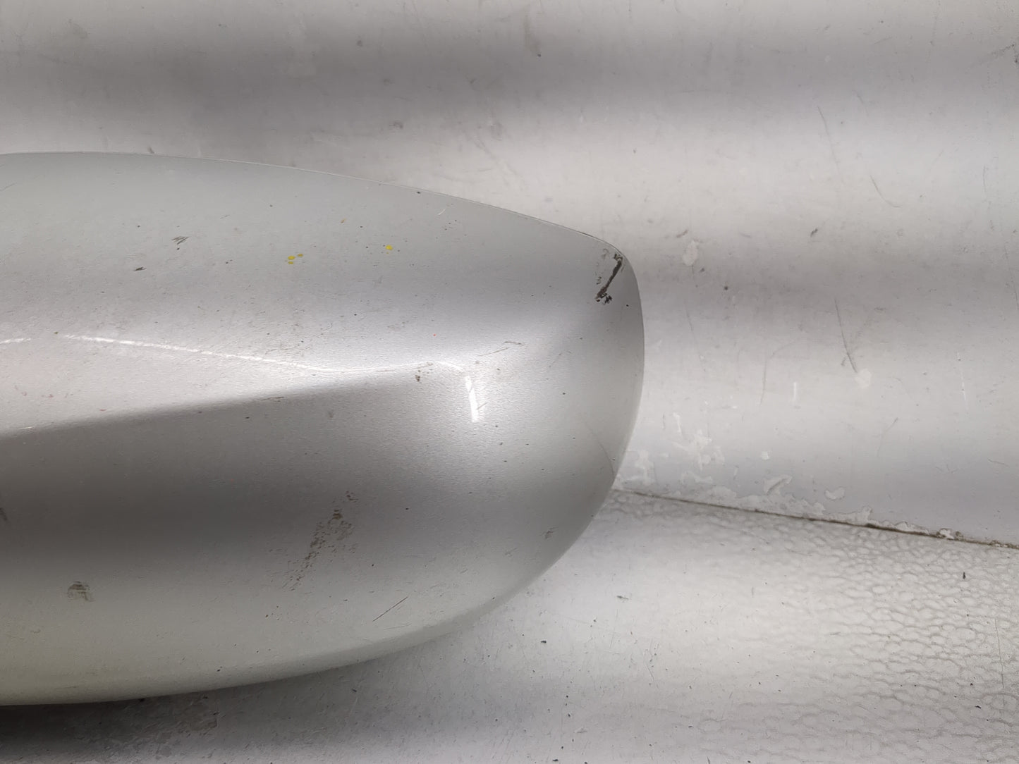2009-2016 Hyundai Genesis Driver Side View Mirror - Left Door Mirror OEM Used - Oemusedautoparts1.com