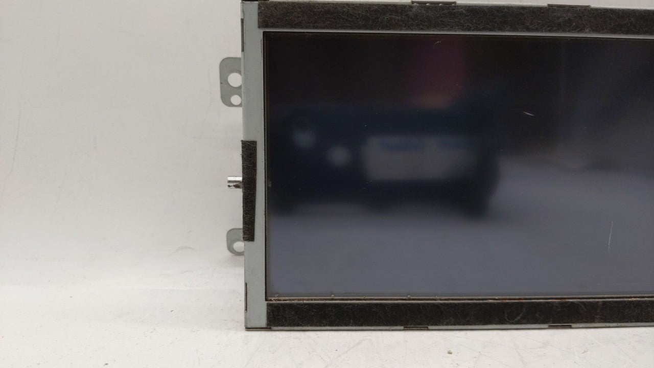 2013-2014 Hyundai Genesis Information Display Screen - Oemusedautoparts1.com