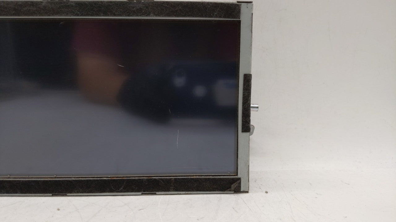 2013-2014 Hyundai Genesis Information Display Screen - Oemusedautoparts1.com