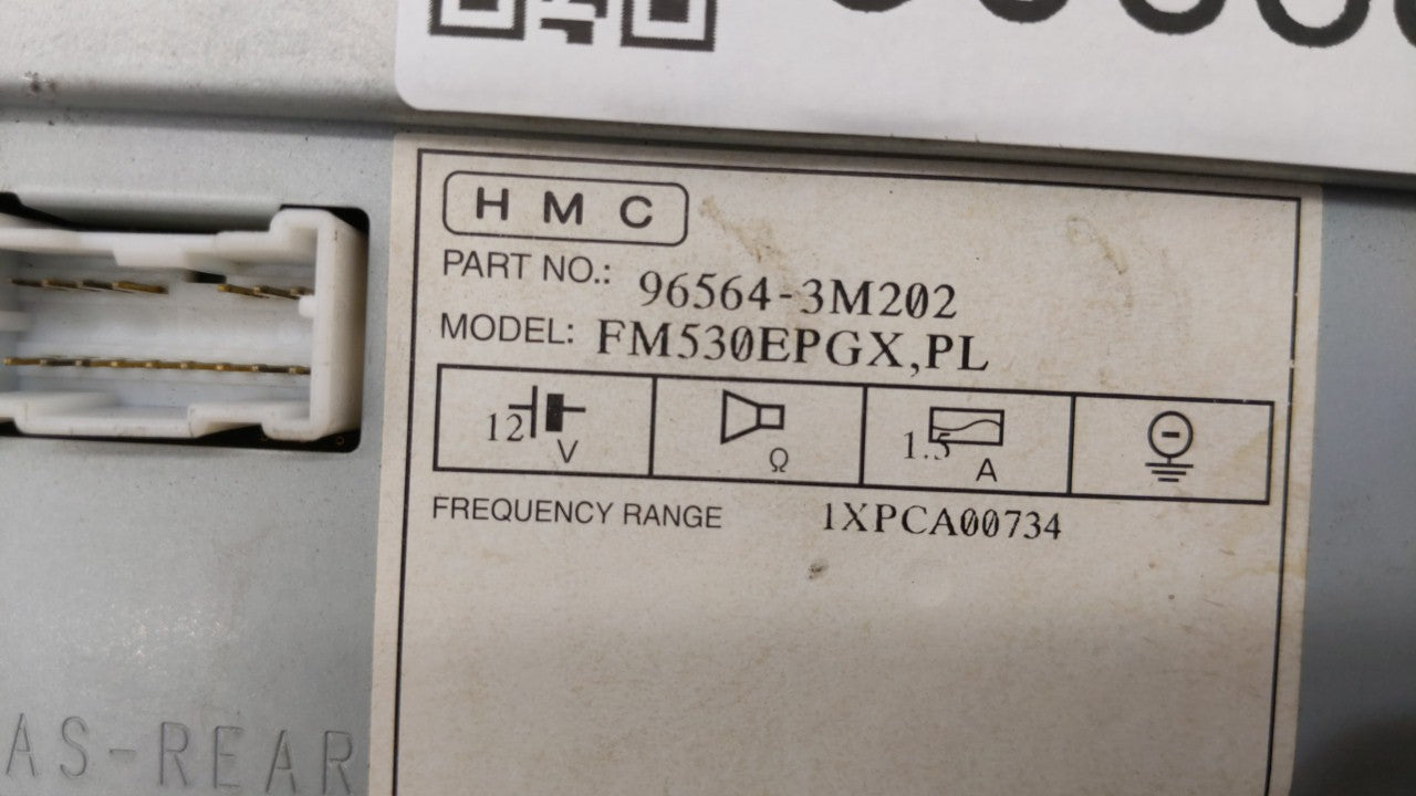 2013-2014 Hyundai Genesis Information Display Screen - Oemusedautoparts1.com