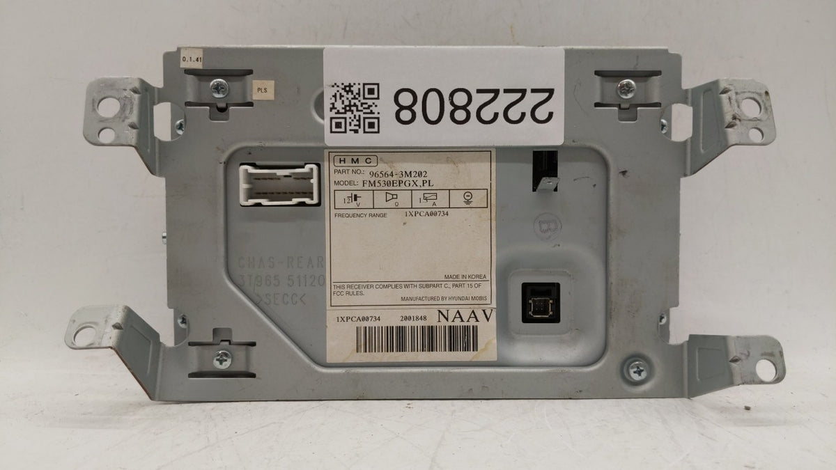 2013-2014 Hyundai Genesis Information Radio Display Screen - Oemusedautoparts1.com