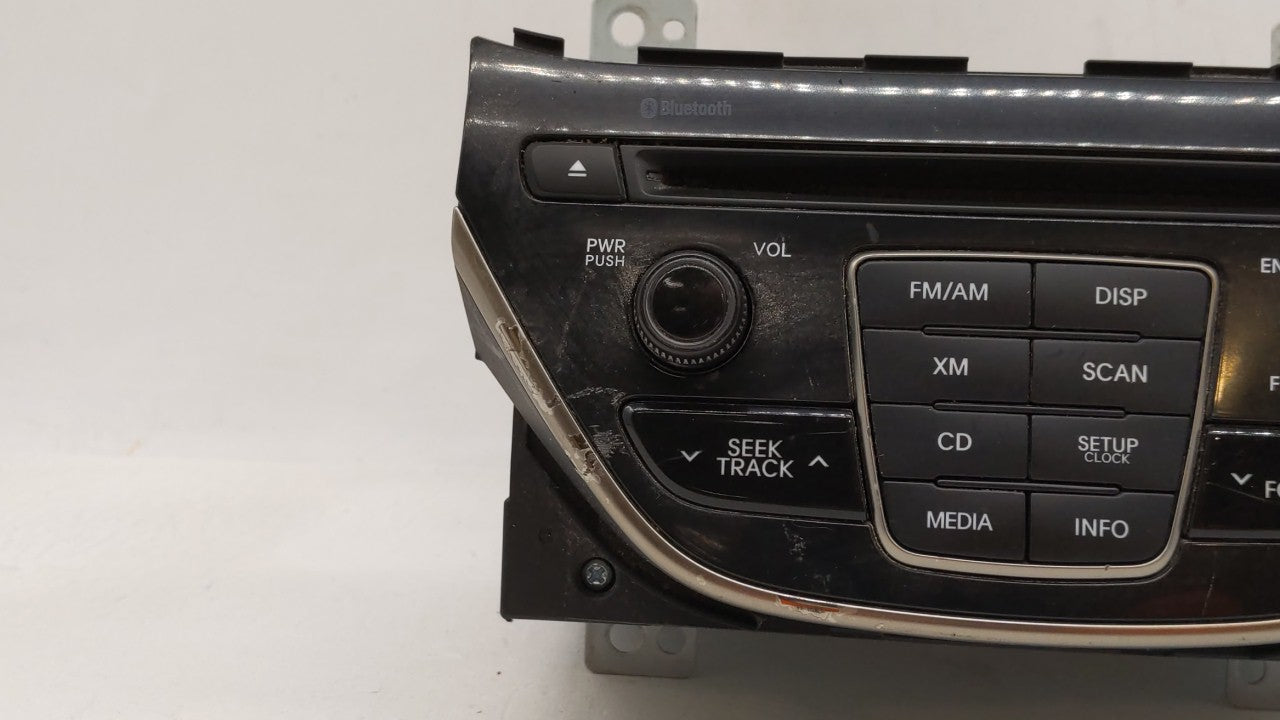 2013-2013 Hyundai Genesis Am Fm Cd Player Radio Receiver - Oemusedautoparts1.com