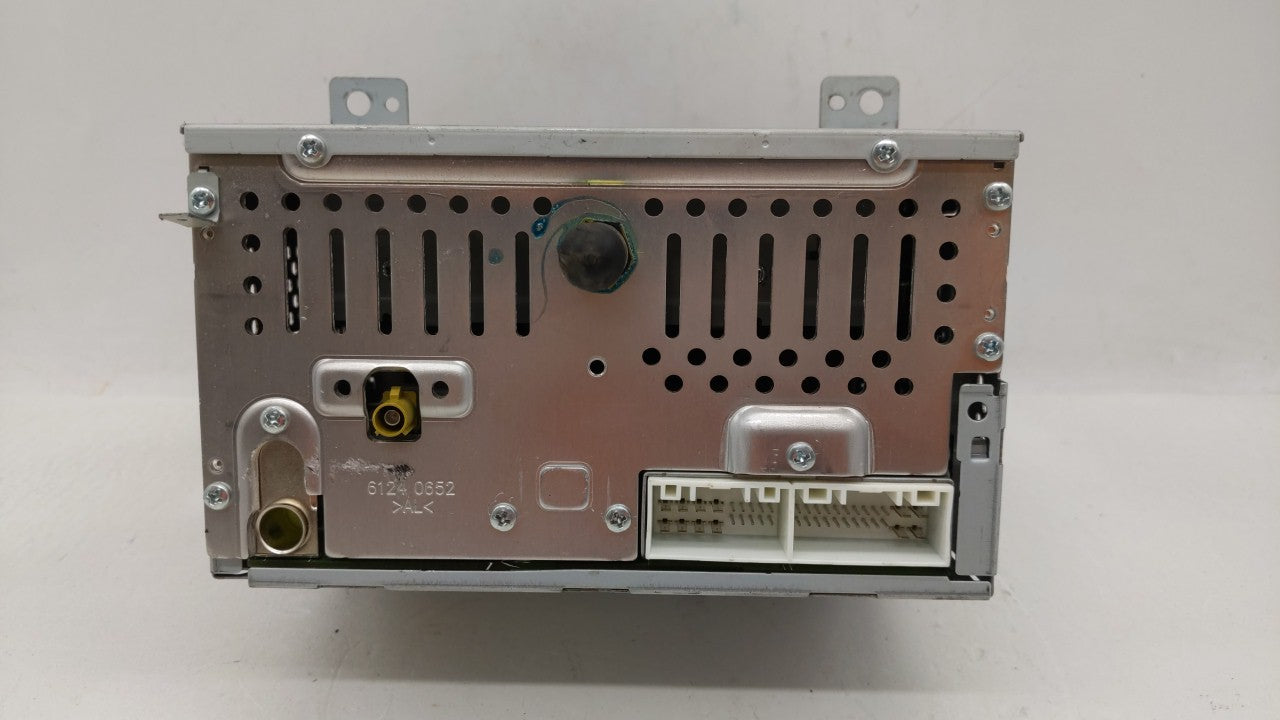 2013-2013 Hyundai Genesis Am Fm Cd Player Radio Receiver - Oemusedautoparts1.com
