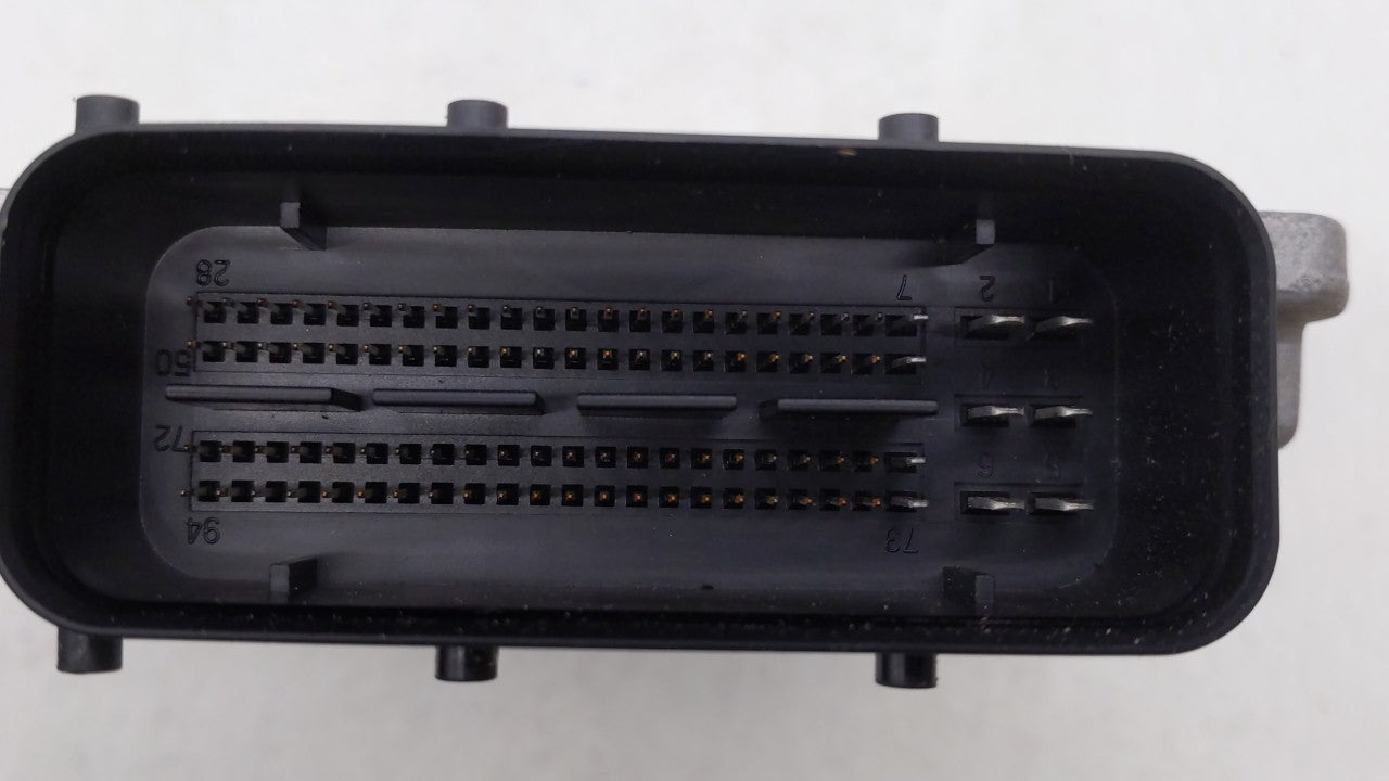 2013-2016 Hyundai Genesis Chassis Control Module Ccm Bcm Body Control - Oemusedautoparts1.com