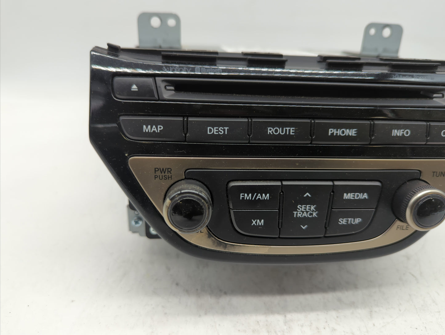 2013-2015 Hyundai Genesis Am Fm Cd Player Radio Receiver - Oemusedautoparts1.com
