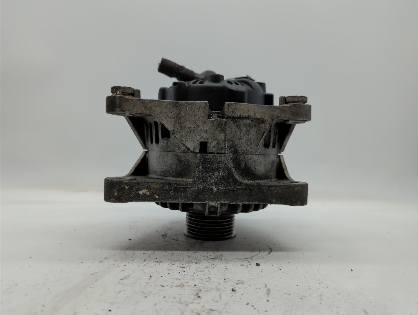 2013-2014 Hyundai Genesis Alternator Replacement Generator Charging Assembly Engine OEM P/N:37301-2C120 Fits Fits 2013 2014 