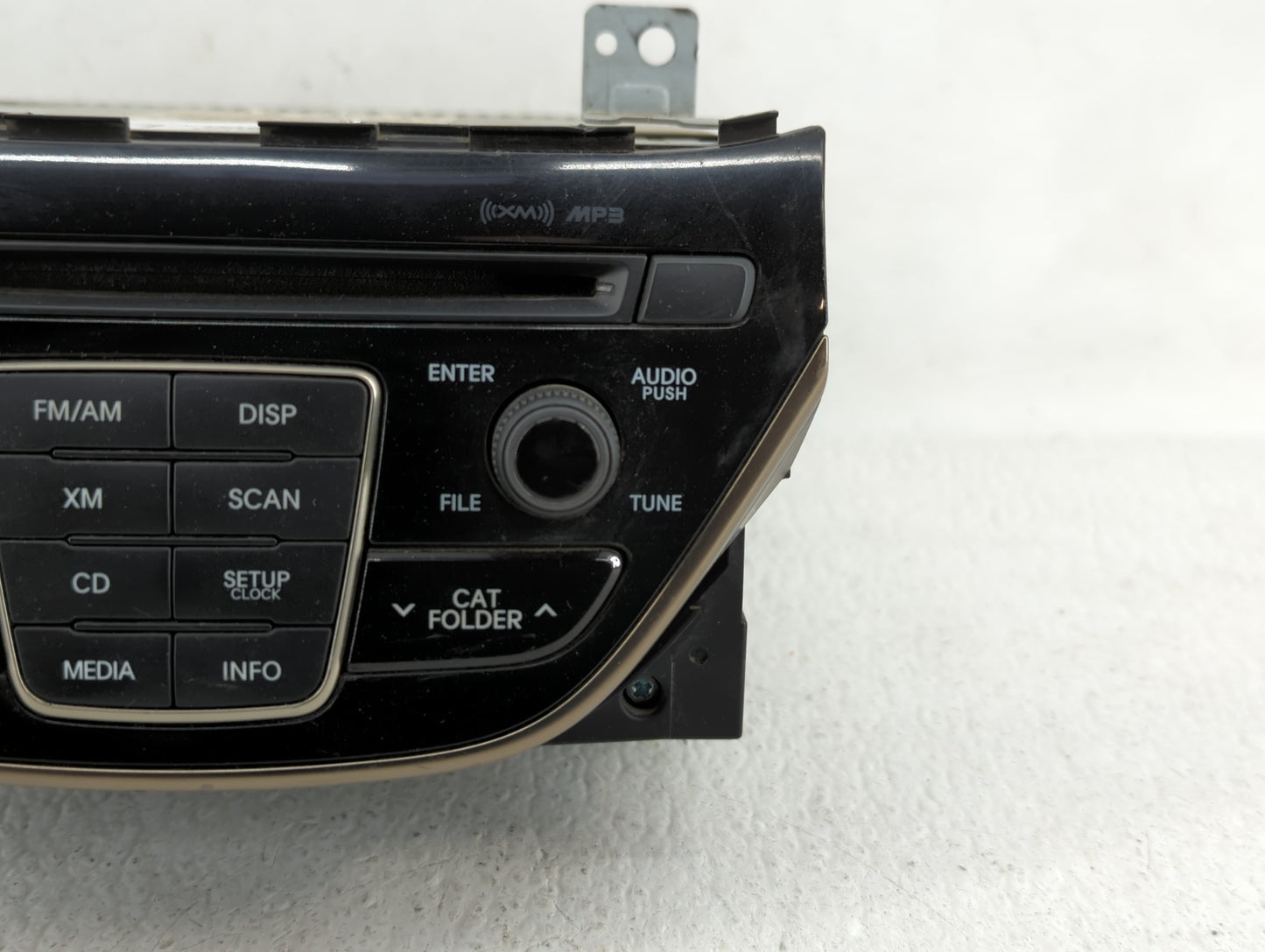 2013-2013 Hyundai Genesis Am Fm Cd Player Radio Receiver - Oemusedautoparts1.com