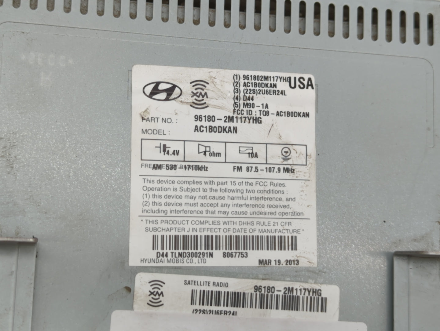 2013 Hyundai Genesis Radio AM FM Cd Player Receiver Replacement P/N:96180-2M117YHG Fits OEM Used Auto Parts - Oemusedautopar