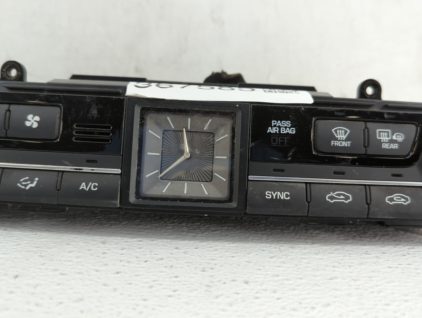 2013-2016 Hyundai Genesis Climate Control Module Temperature AC/Heater Replacement P/N:94300-2M800 97250 2MMC1 Fits OEM Used