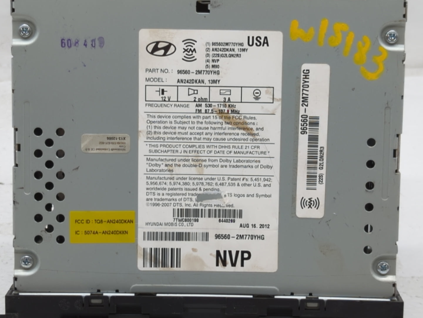 2013-2015 Hyundai Genesis Am Fm Cd Player Radio Receiver - Oemusedautoparts1.com