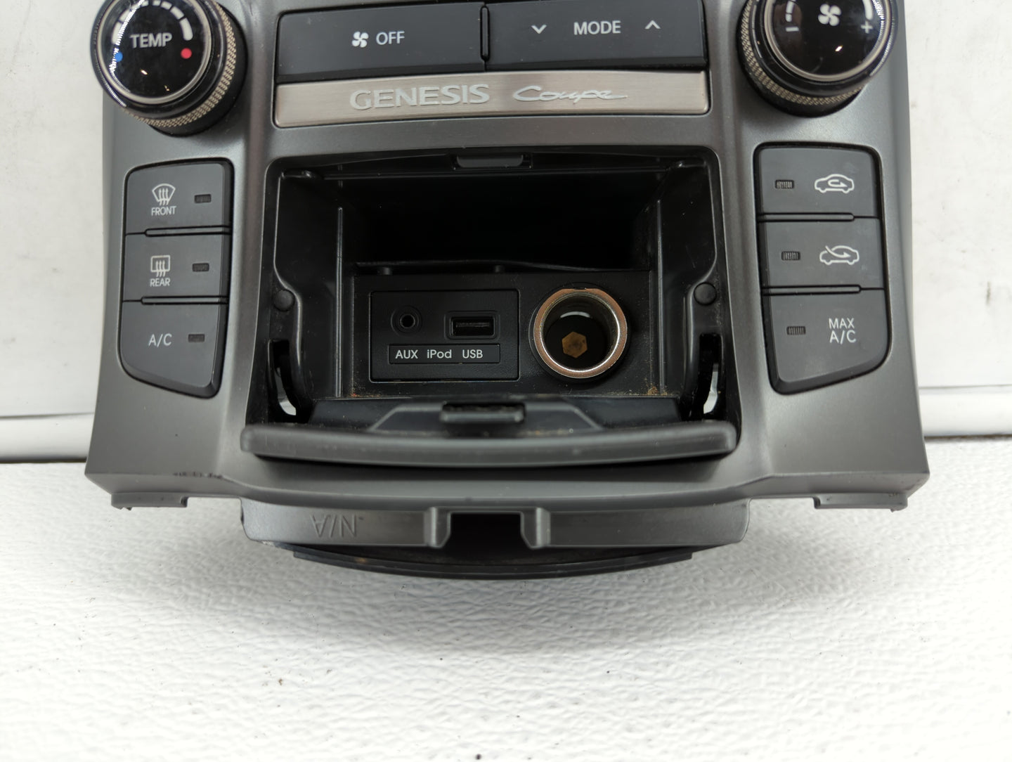 2013-2016 Hyundai Genesis Climate Control Module Temperature AC/Heater Replacement P/N:94300-2M800 97250 2MMC1 Fits OEM Used