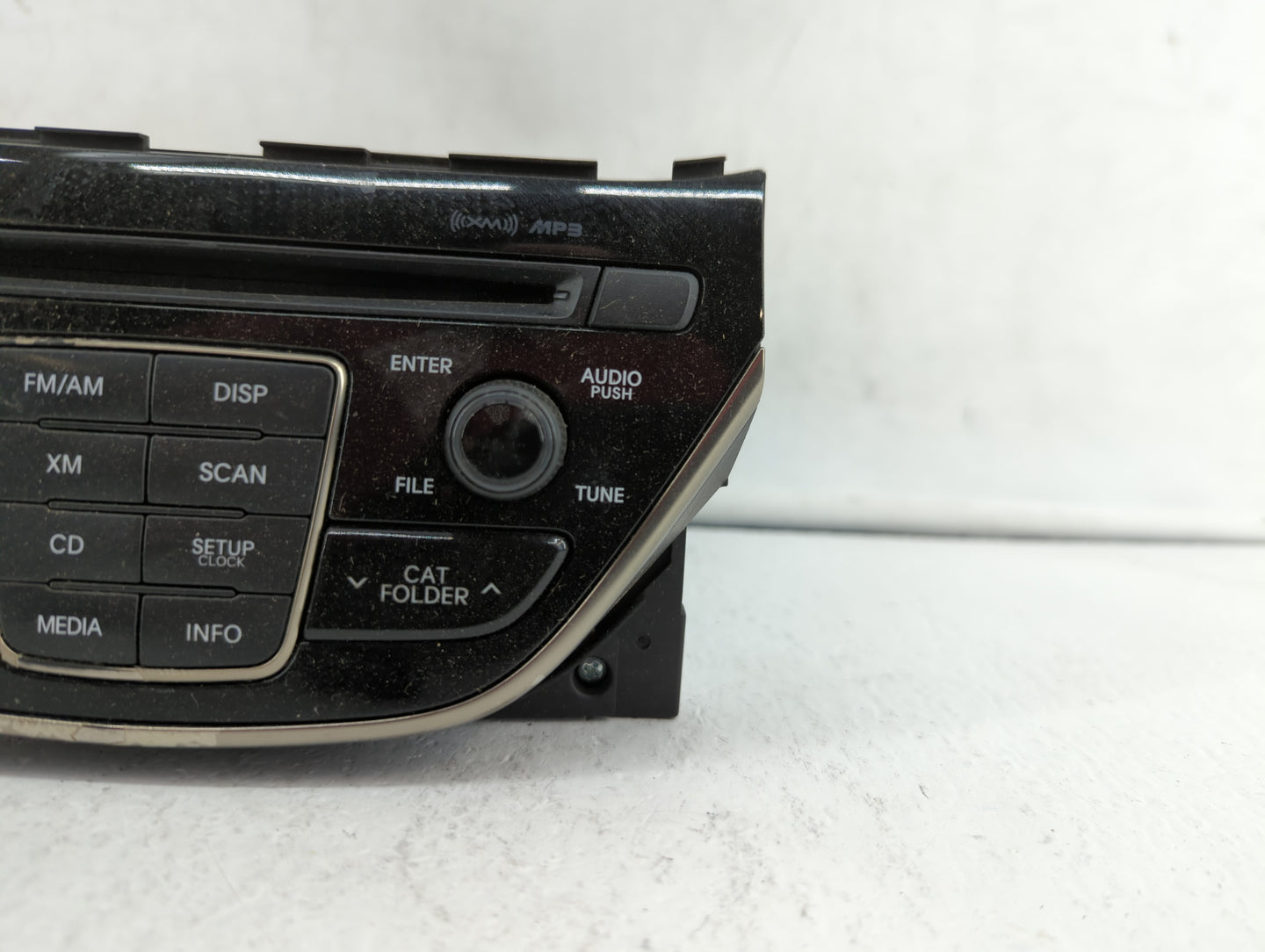 2013-2013 Hyundai Genesis Am Fm Cd Player Radio Receiver - Oemusedautoparts1.com