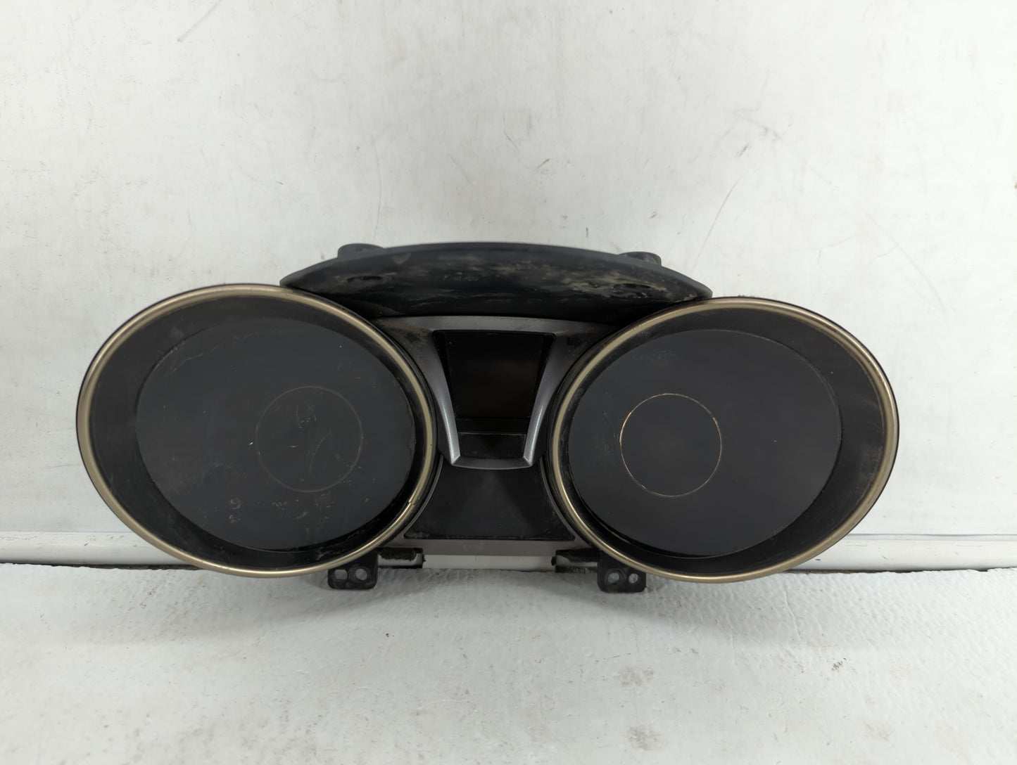 2013 Hyundai Genesis Instrument Cluster Speedometer Gauges P/N:94031-2M020 Fits OEM Used Auto Parts - Oemusedautoparts1.com