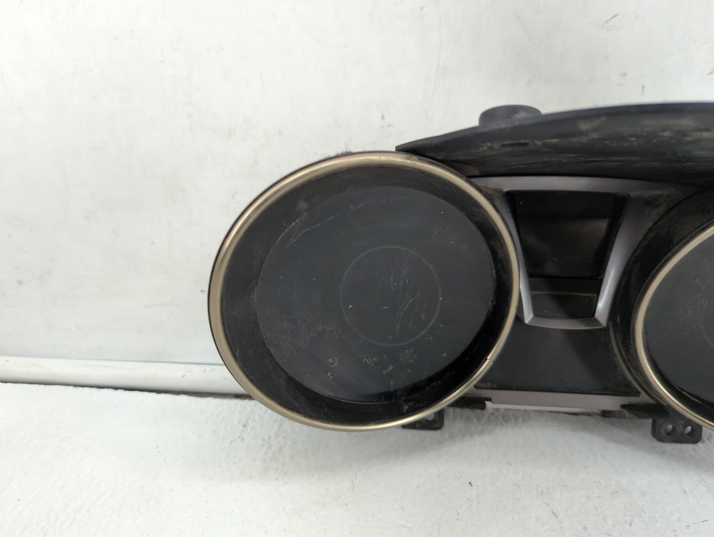 2013 Hyundai Genesis Instrument Cluster Speedometer Gauges P/N:94031-2M020 Fits OEM Used Auto Parts - Oemusedautoparts1.com
