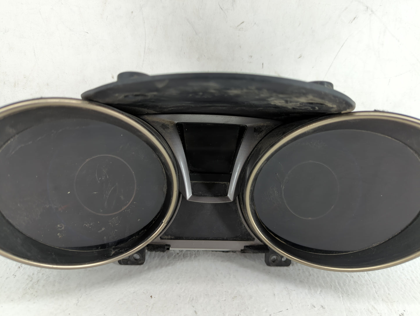 2013 Hyundai Genesis Instrument Cluster Speedometer Gauges P/N:94031-2M020 Fits OEM Used Auto Parts - Oemusedautoparts1.com