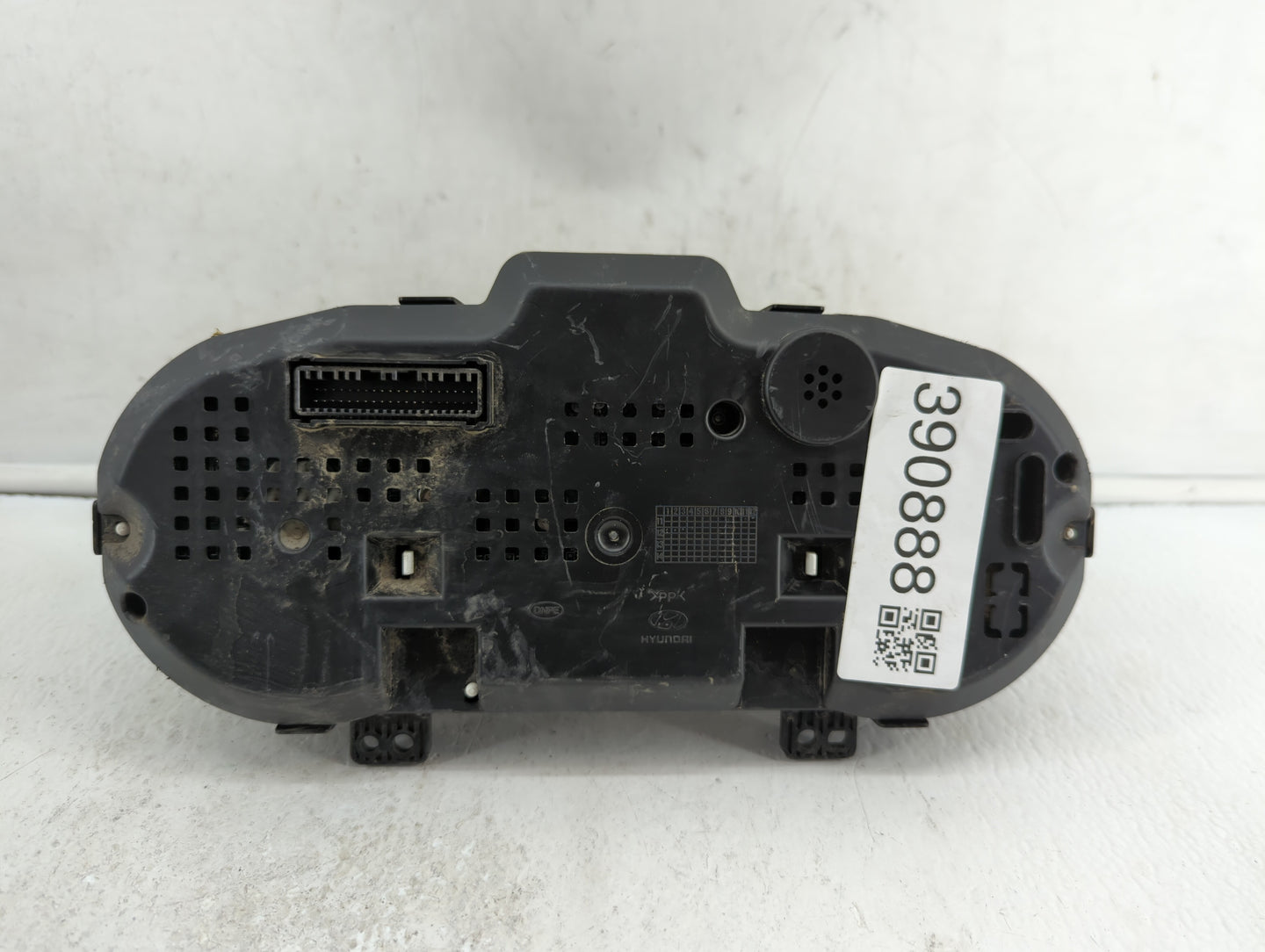 2013 Hyundai Genesis Instrument Cluster Speedometer Gauges P/N:94031-2M020 Fits OEM Used Auto Parts - Oemusedautoparts1.com