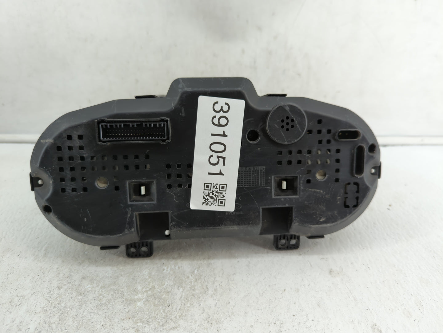 2013 Hyundai Genesis Instrument Cluster Speedometer Gauges P/N:94031-2M070 Fits OEM Used Auto Parts - Oemusedautoparts1.com
