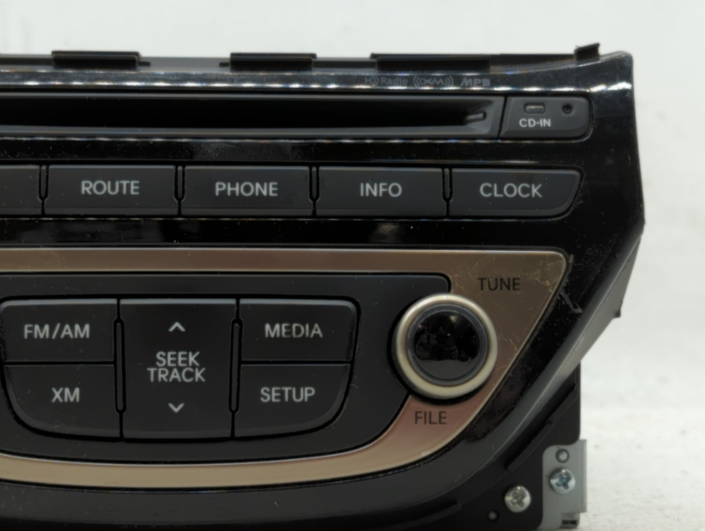 2013-2015 Hyundai Genesis Am Fm Cd Player Radio Receiver - Oemusedautoparts1.com