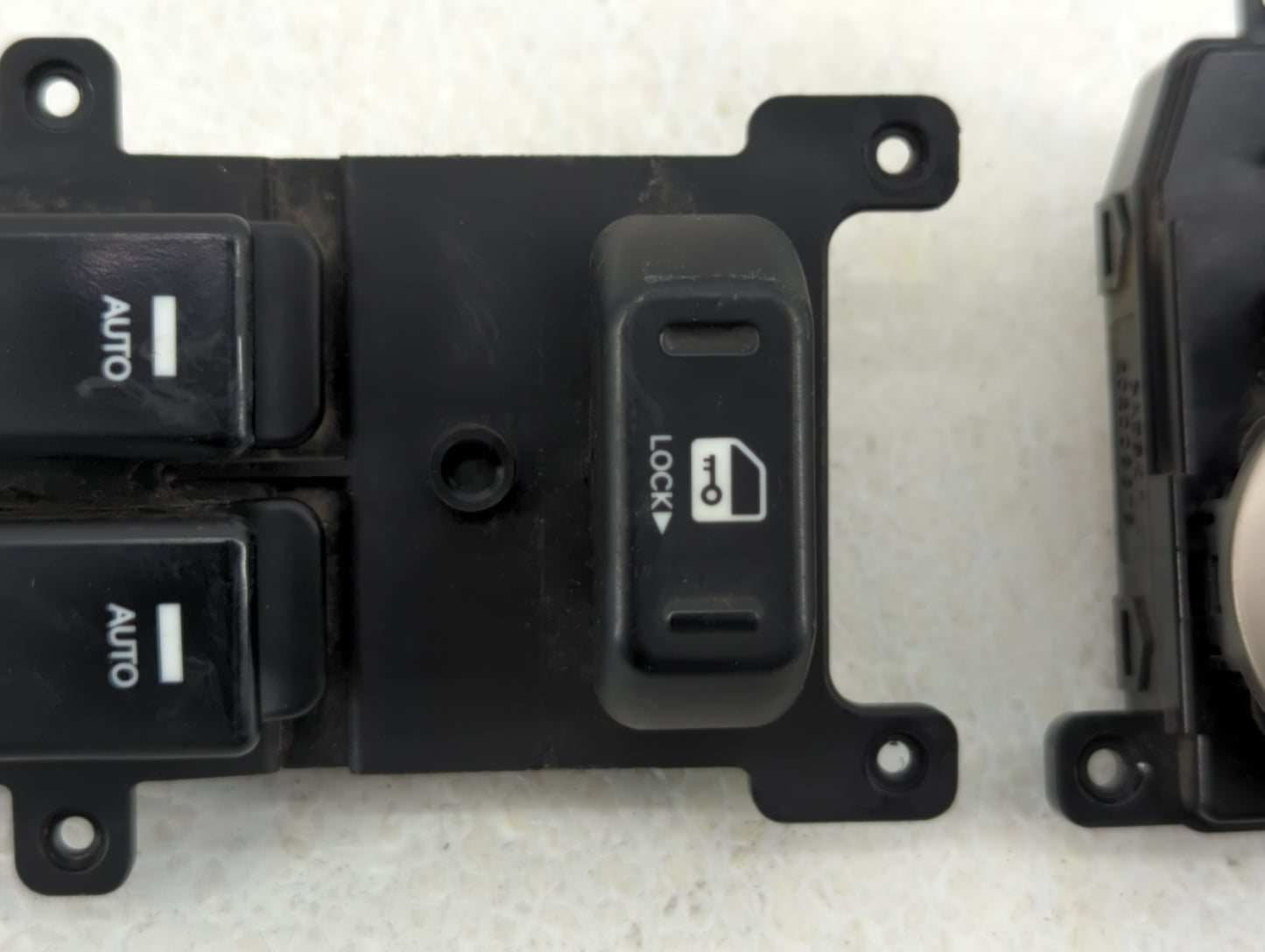 2013-2016 Hyundai Genesis Master Power Window Switch Replacement Driver Side Left P/N:202008375 202008374 Fits OEM Used Auto