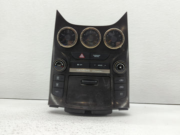 Hyundai Genesis Radio Control Panel - Oemusedautoparts1.com