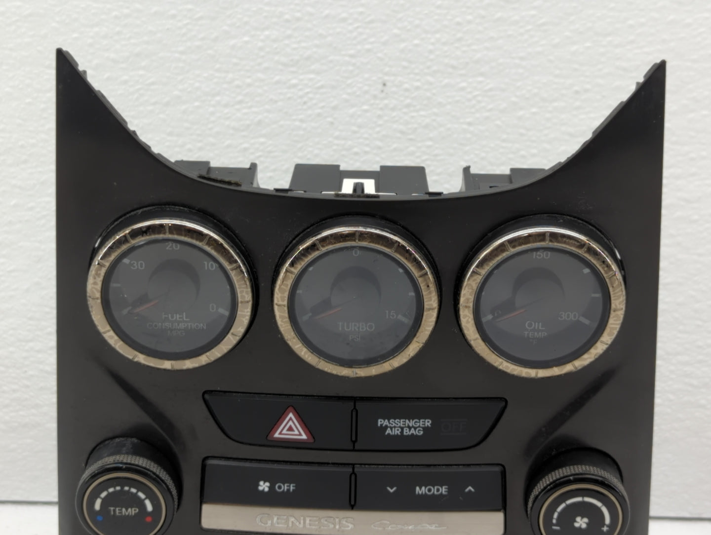Hyundai Genesis Radio Control Panel - Oemusedautoparts1.com