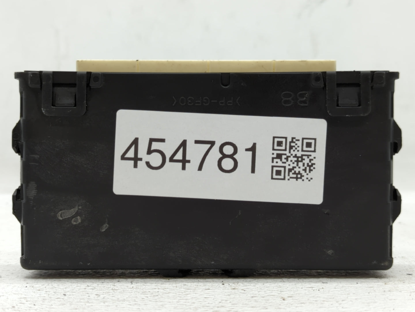 2013-2016 Hyundai Genesis PCM Engine Control Computer ECU ECM PCU OEM P/N:22765AG751 Fits Fits 2013 2014 2015 2016 OEM Used 