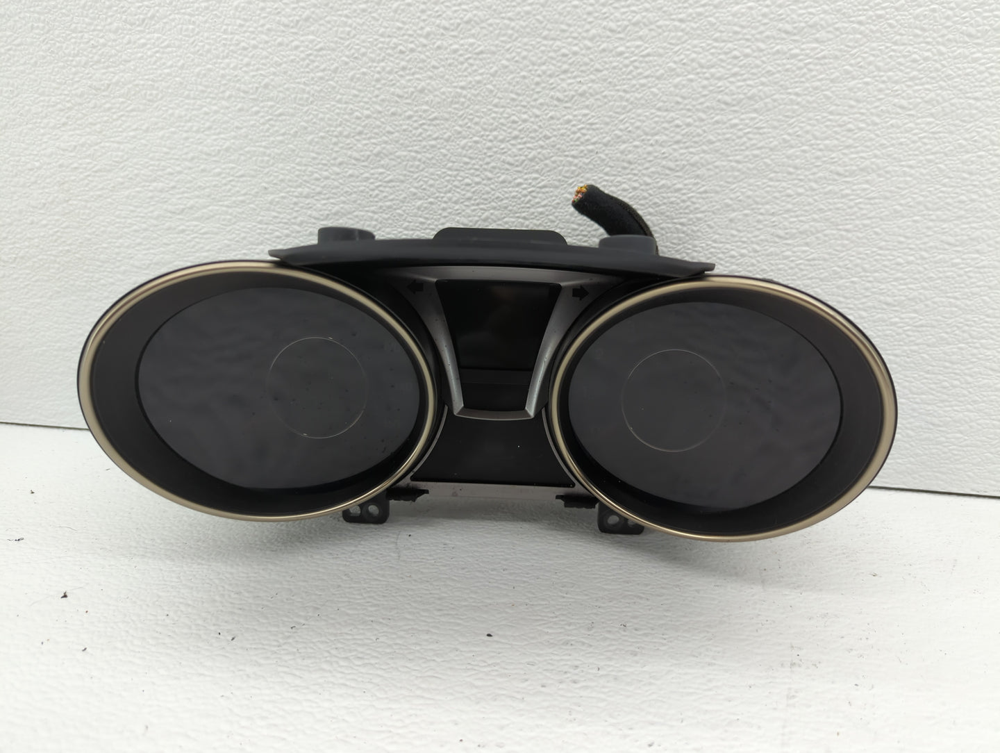 2013 Hyundai Genesis Instrument Cluster Speedometer Gauges P/N:94031-2M000 Fits OEM Used Auto Parts - Oemusedautoparts1.com