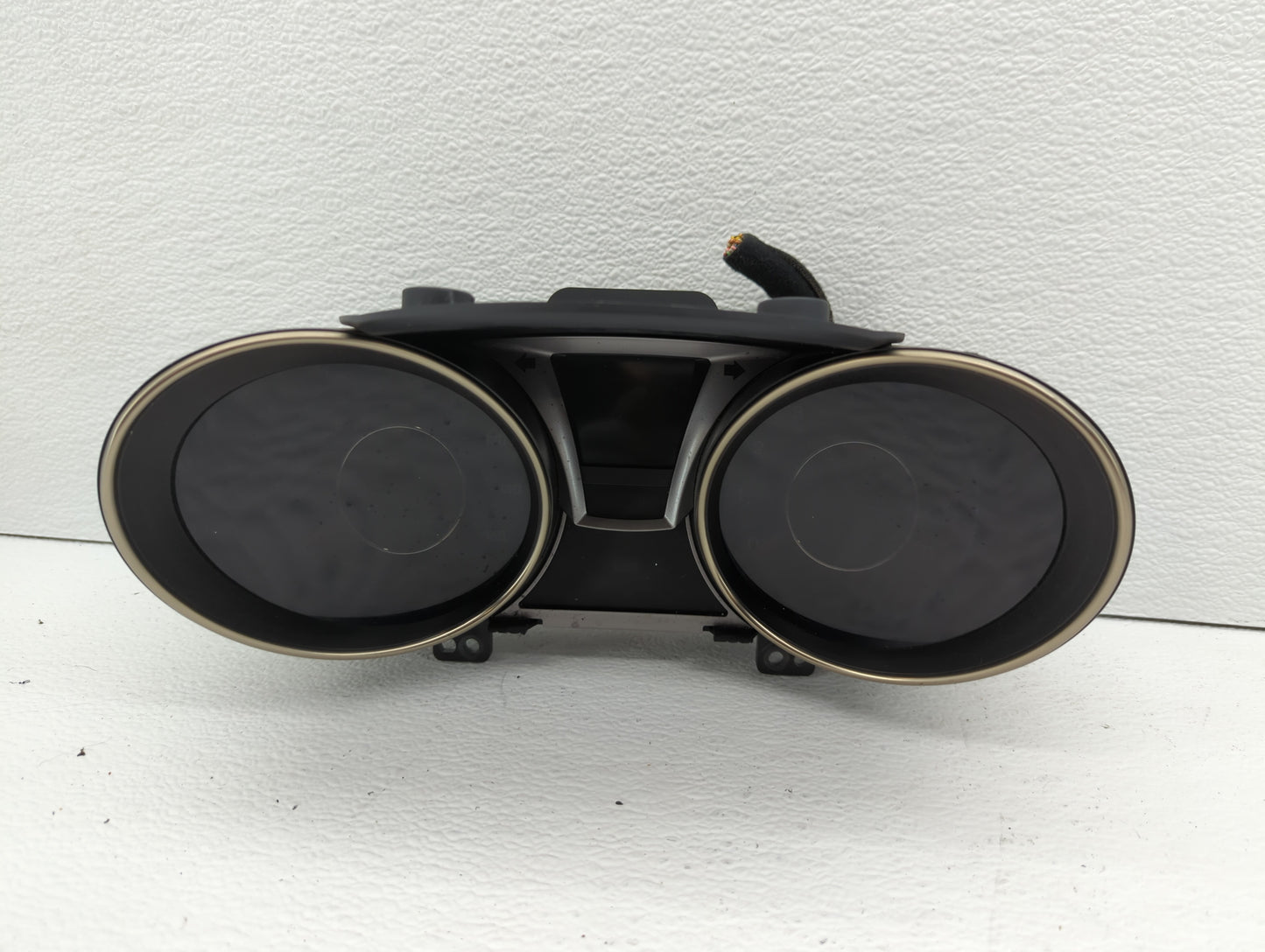 2013 Hyundai Genesis Instrument Cluster Speedometer Gauges P/N:94031-2M000 Fits OEM Used Auto Parts - Oemusedautoparts1.com