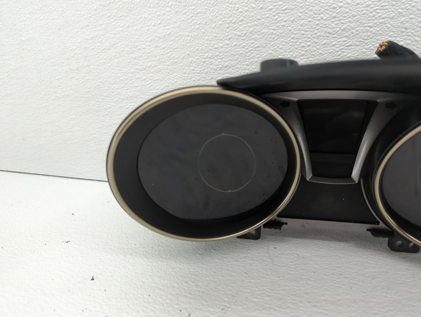 2013 Hyundai Genesis Instrument Cluster Speedometer Gauges P/N:94031-2M000 Fits OEM Used Auto Parts - Oemusedautoparts1.com