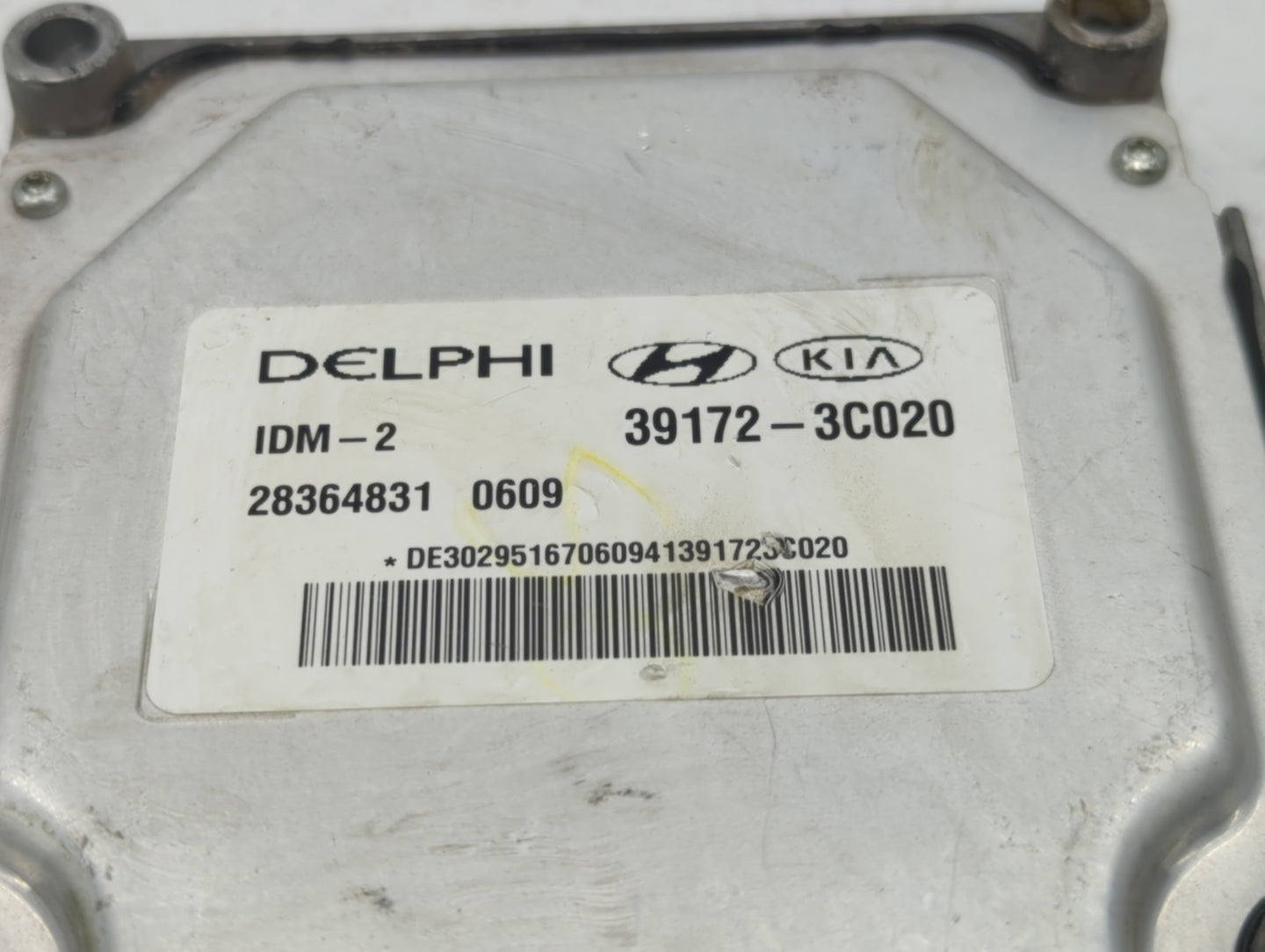 2012-2016 Hyundai Genesis PCM Engine Control Computer ECU ECM PCU OEM P/N:39172-3C020 39172-3C010 Fits OEM Used Auto Parts -