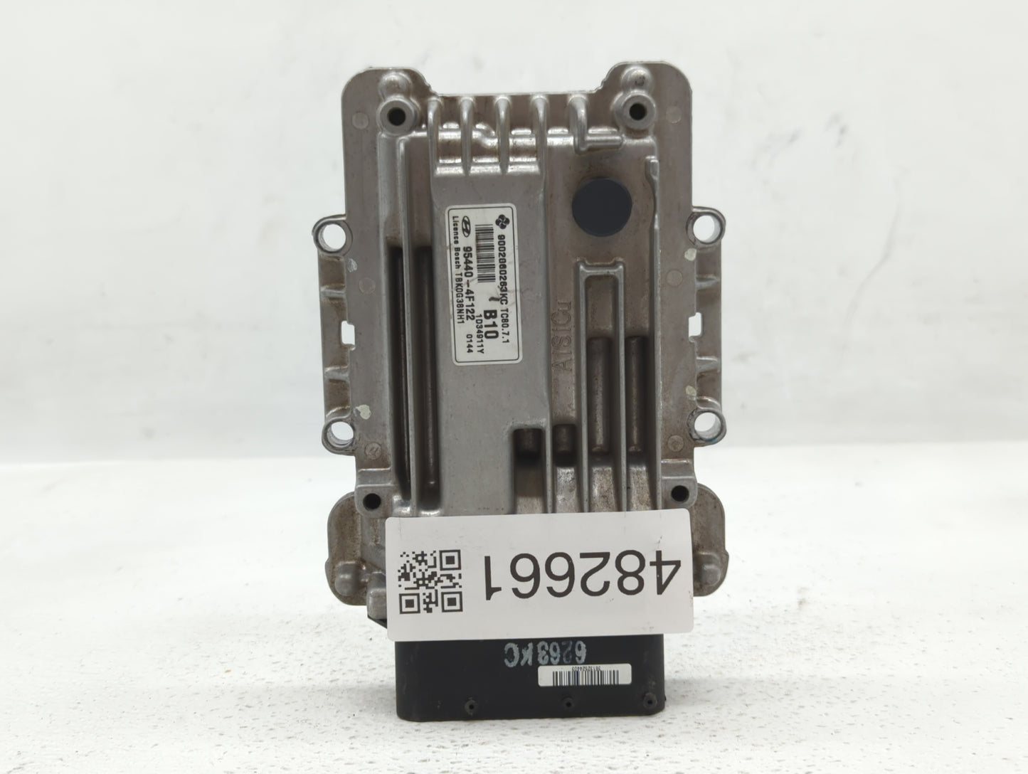 2013-2016 Hyundai Genesis Chassis Control Module Ccm Bcm Body Control - Oemusedautoparts1.com