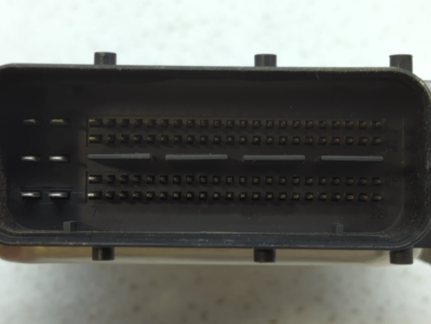 2013-2016 Hyundai Genesis Chassis Control Module Ccm Bcm Body Control - Oemusedautoparts1.com
