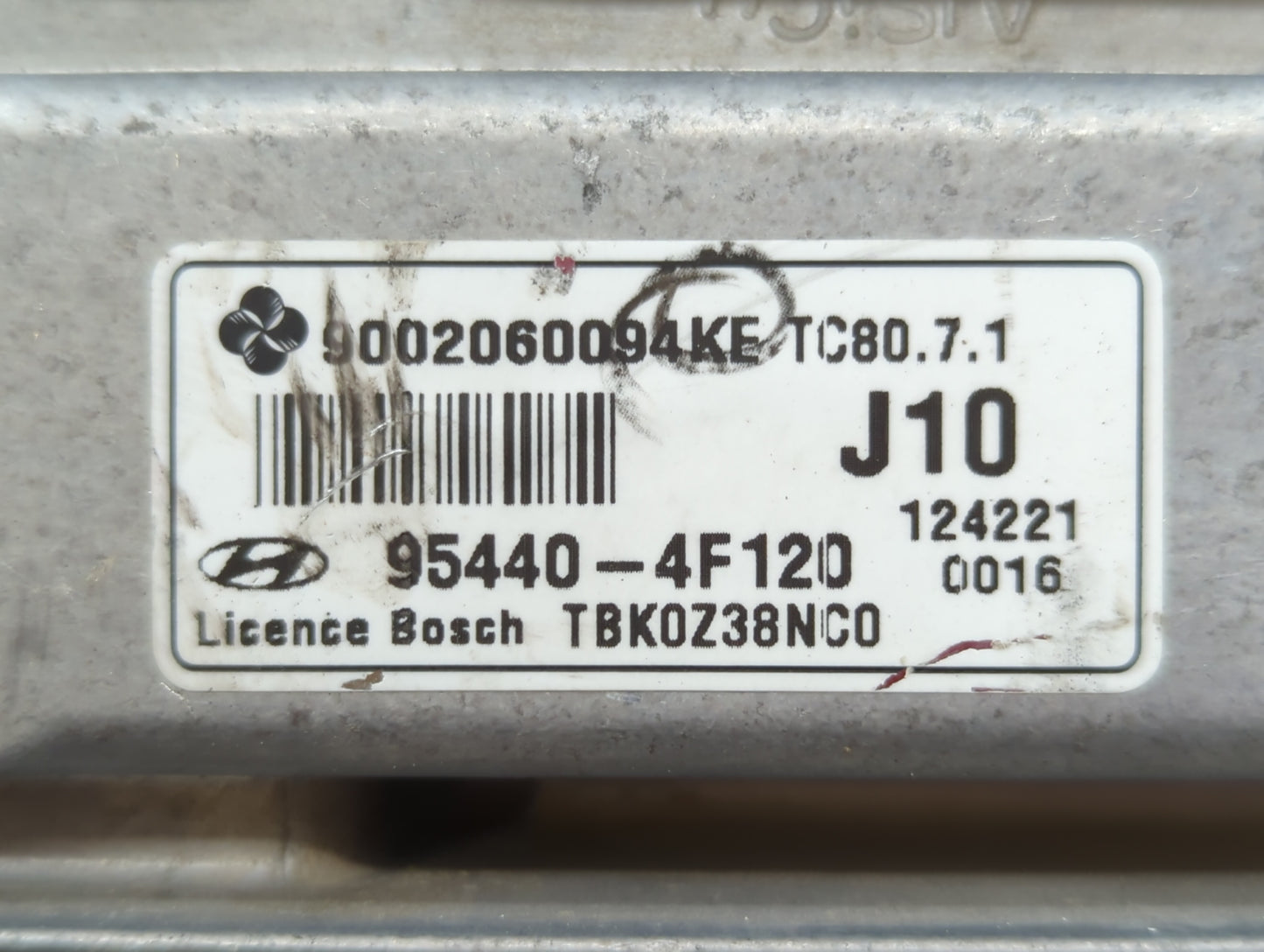 2013-2016 Hyundai Genesis Chassis Control Module Ccm Bcm Body Control - Oemusedautoparts1.com