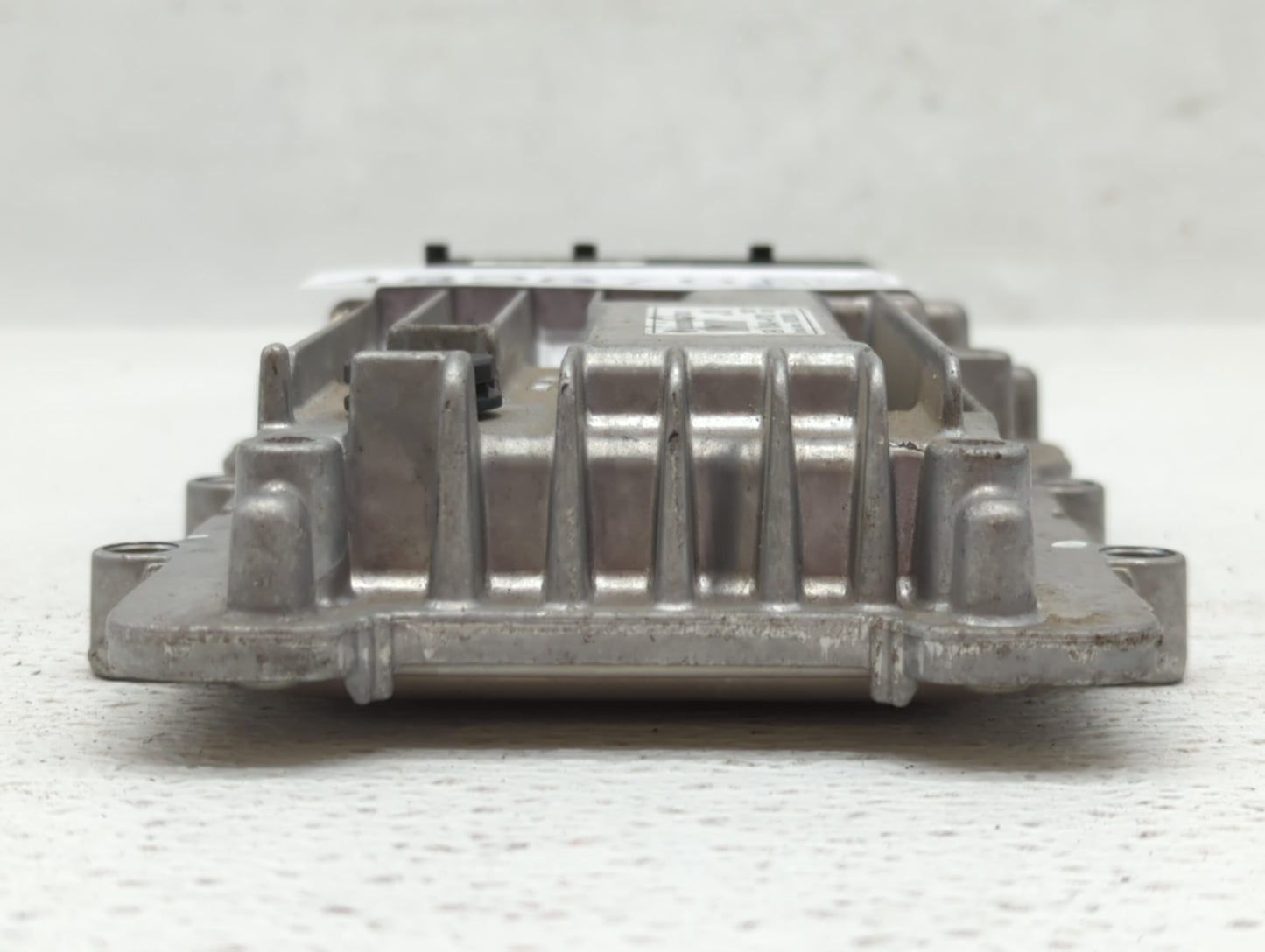2013-2016 Hyundai Genesis Chassis Control Module Ccm Bcm Body Control - Oemusedautoparts1.com