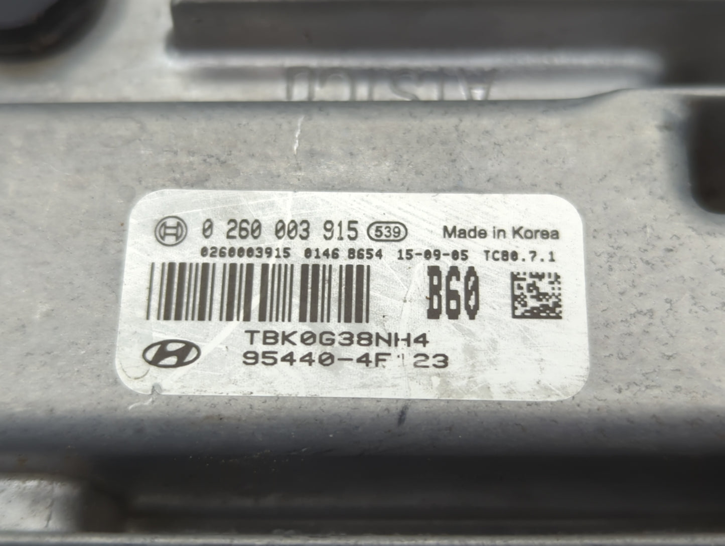 2013-2016 Hyundai Genesis Chassis Control Module Ccm Bcm Body Control - Oemusedautoparts1.com
