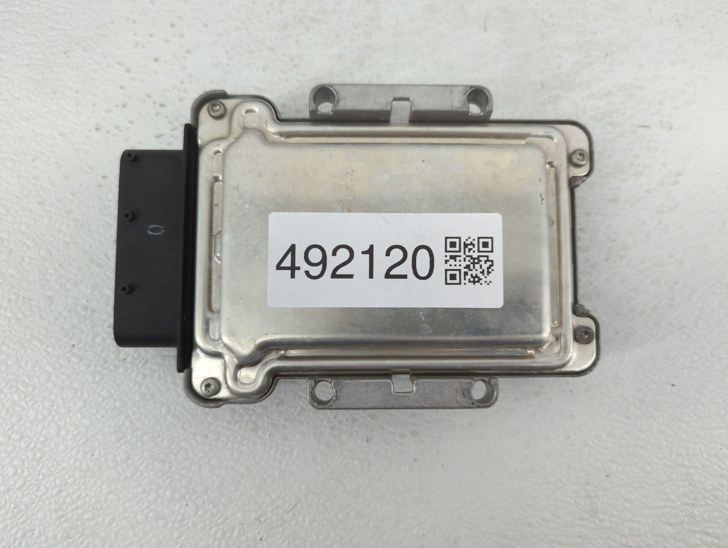 2013-2014 Hyundai Genesis Chassis Control Module Ccm Bcm Body Control - Oemusedautoparts1.com
