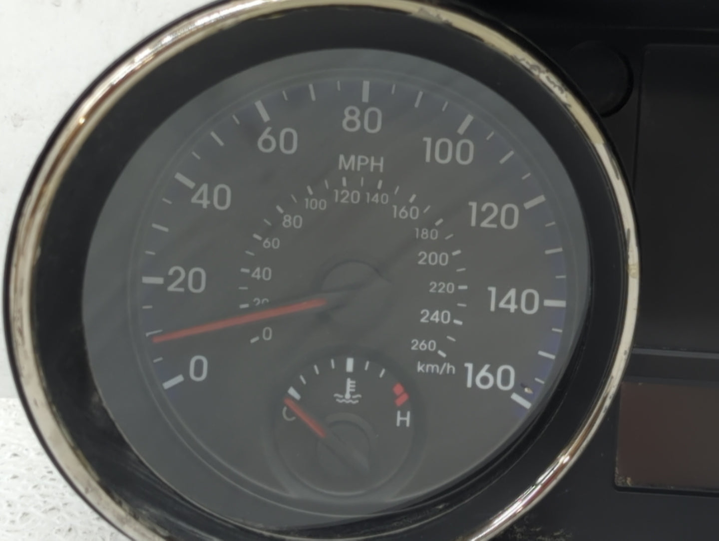 2011-2012 Hyundai Genesis Instrument Cluster Speedometer Gauges P/N:94011-2M590 94031-2M000, 94011-2M650 Fits Fits 2011 2012