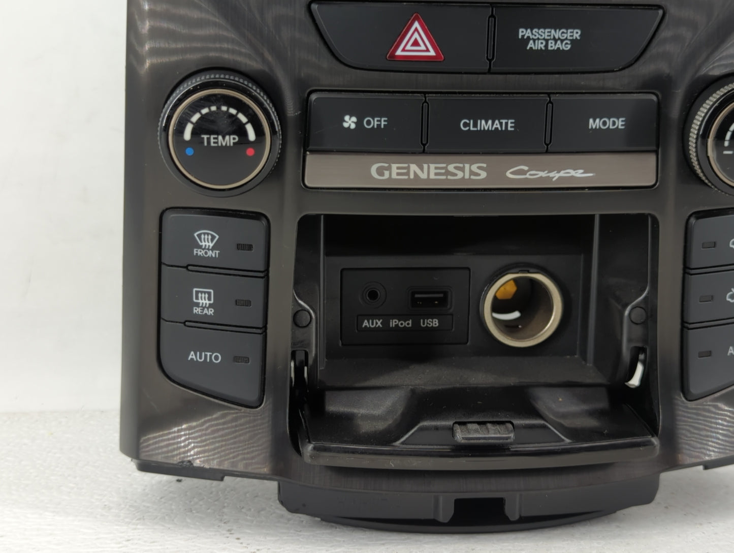 2013 Hyundai Genesis Climate Control Module Temperature AC/Heater Replacement P/N:97250-2MFNO Fits OEM Used Auto Parts - Oem