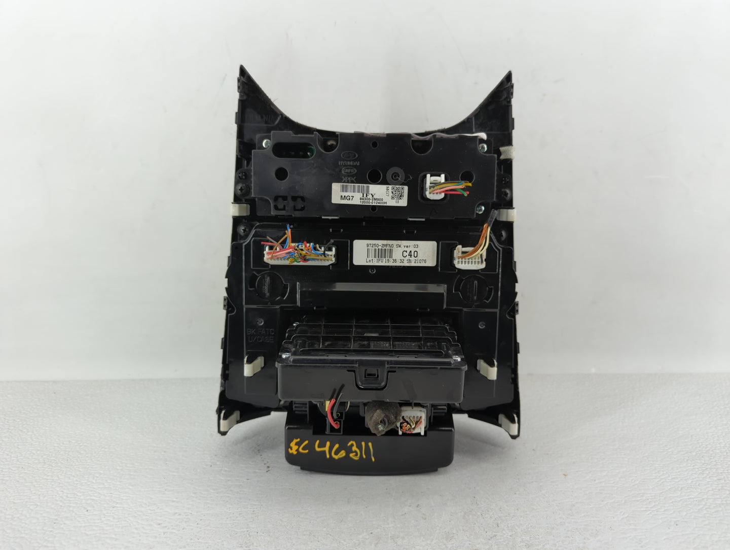 2013 Hyundai Genesis Climate Control Module Temperature AC/Heater Replacement P/N:97250-2MFNO Fits OEM Used Auto Parts - Oem