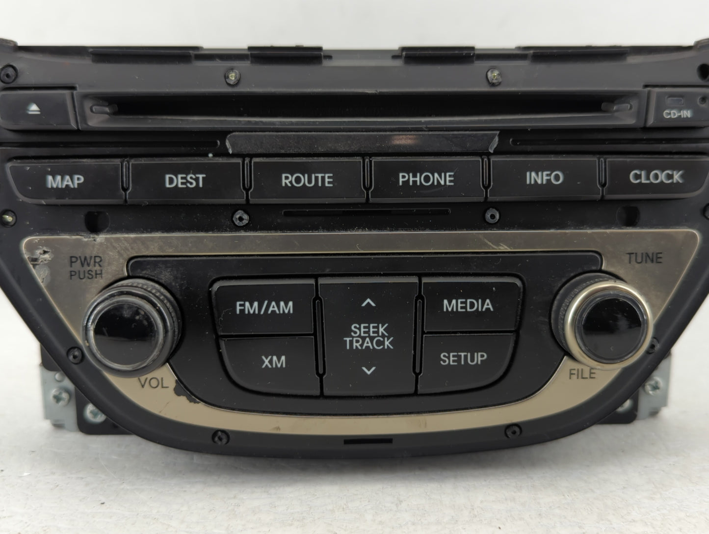 2013-2015 Hyundai Genesis Am Fm Cd Player Radio Receiver - Oemusedautoparts1.com