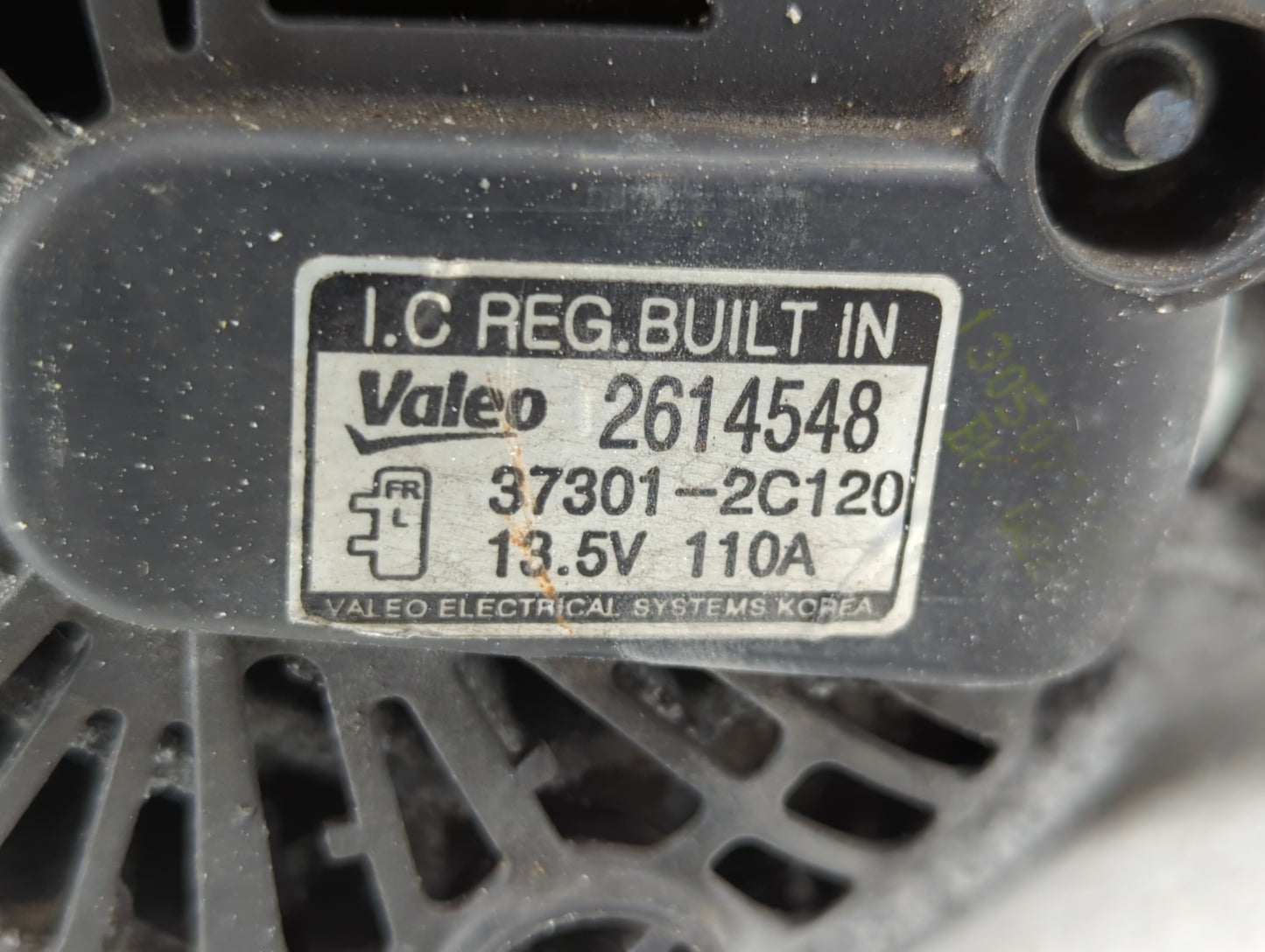 2013-2014 Hyundai Genesis Alternator Replacement Generator Charging Assembly Engine OEM P/N:37301-2C120 Fits Fits 2013 2014 