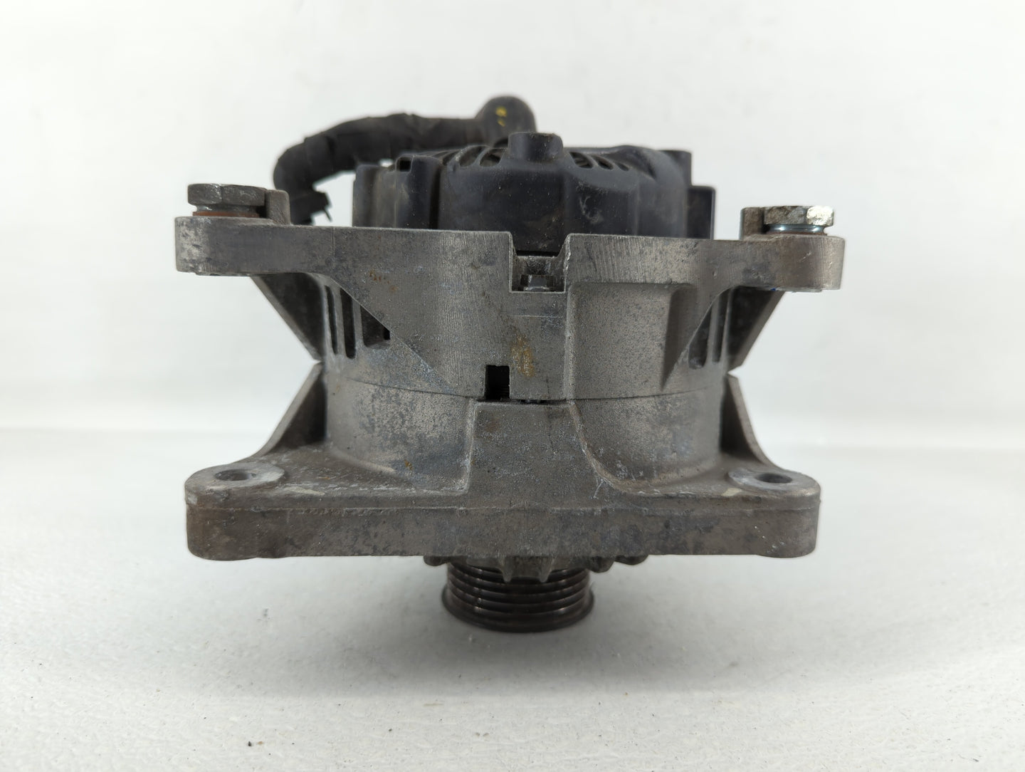 2013-2014 Hyundai Genesis Alternator Replacement Generator Charging Assembly Engine OEM P/N:37301-2C120 Fits Fits 2013 2014 