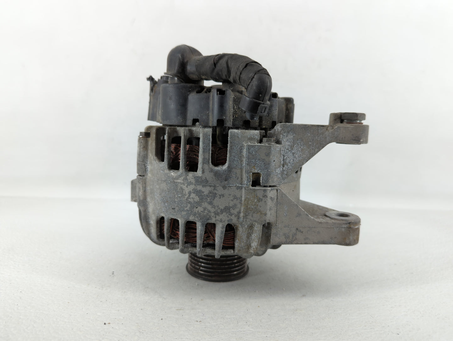 2013-2014 Hyundai Genesis Alternator Replacement Generator Charging Assembly Engine OEM P/N:37301-2C120 Fits Fits 2013 2014 