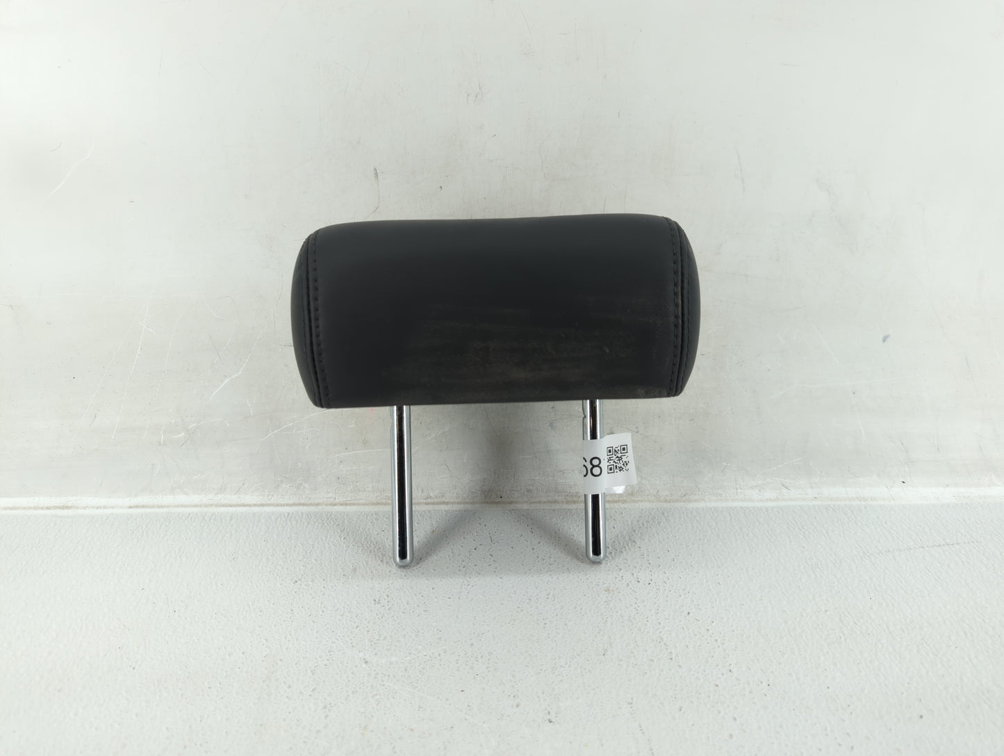 2013-2016 Hyundai Genesis Headrest Head Rest Rear Center Seat Fits Fits 2013 2014 2015 2016 OEM Used Auto Parts - Oemusedaut