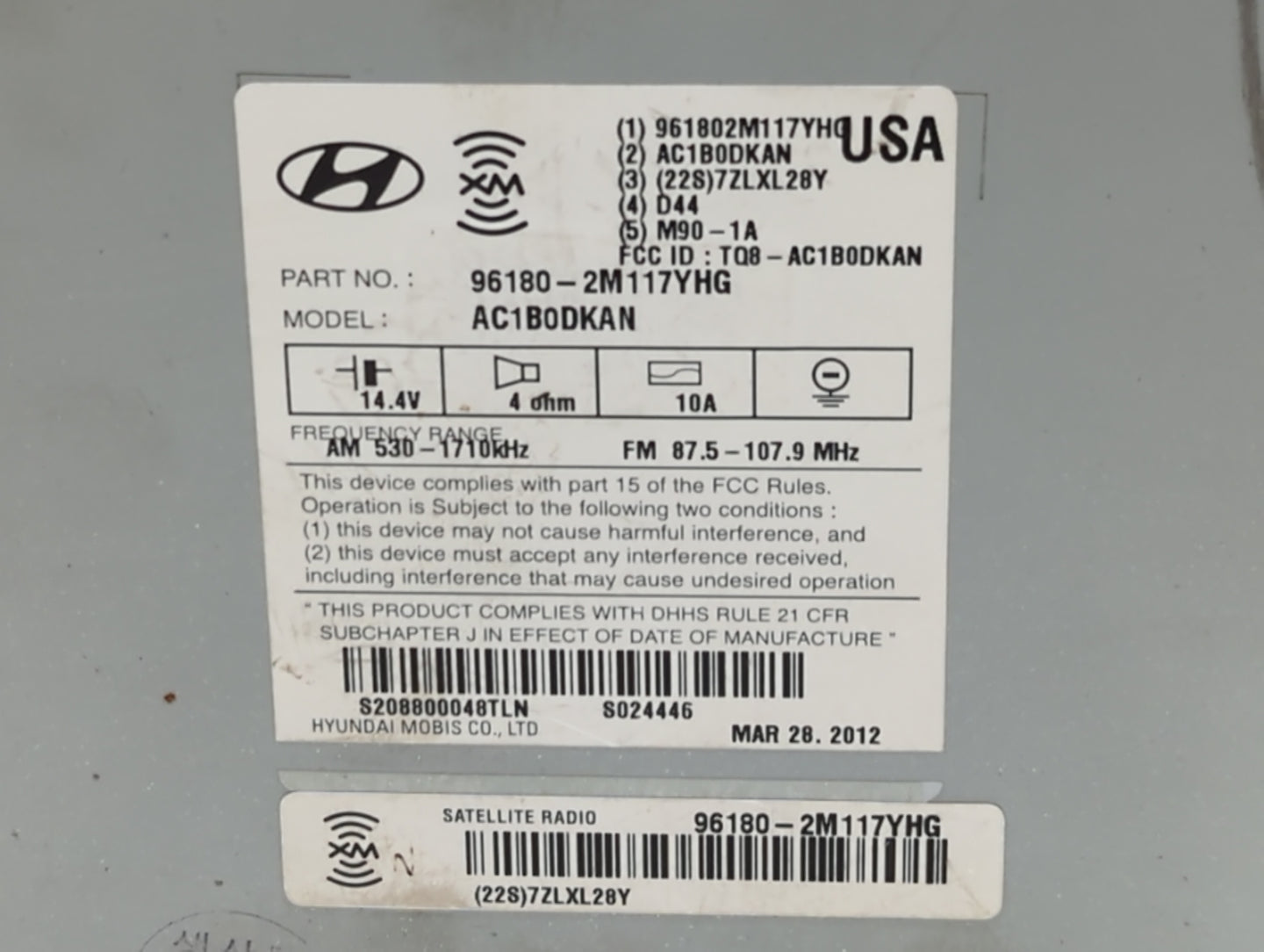 2013-2013 Hyundai Genesis Am Fm Cd Player Radio Receiver - Oemusedautoparts1.com