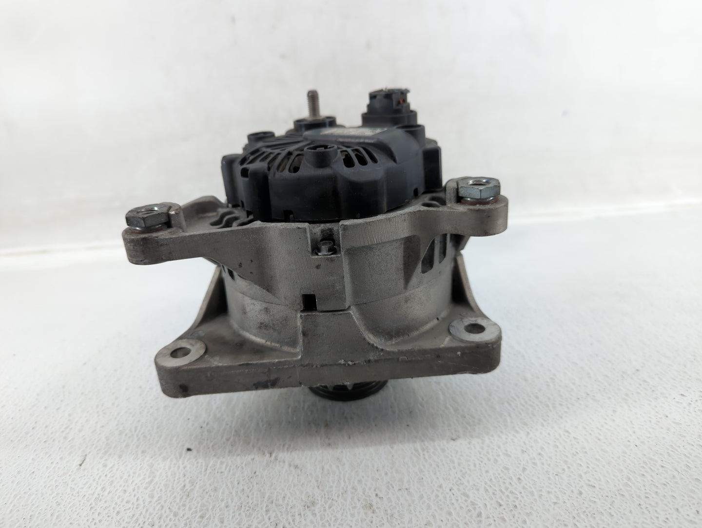 2013-2014 Hyundai Genesis Alternator Replacement Generator Charging Assembly Engine OEM P/N:37301-2C120 Fits Fits 2013 2014 